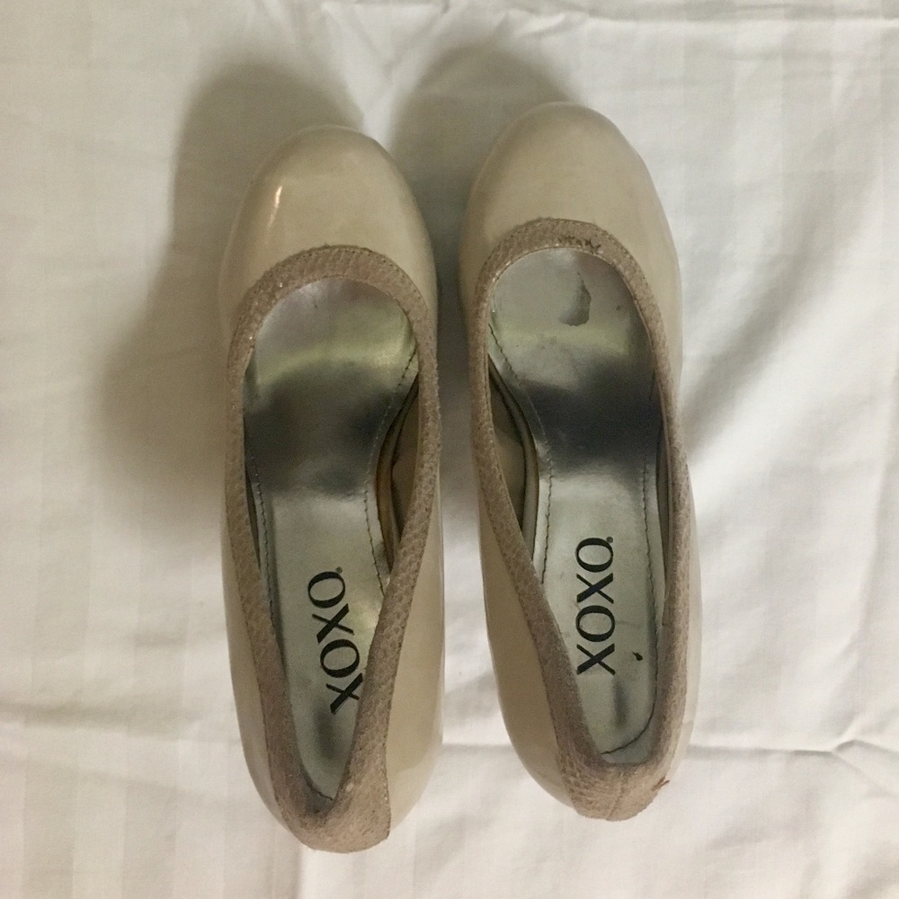 Nude heels